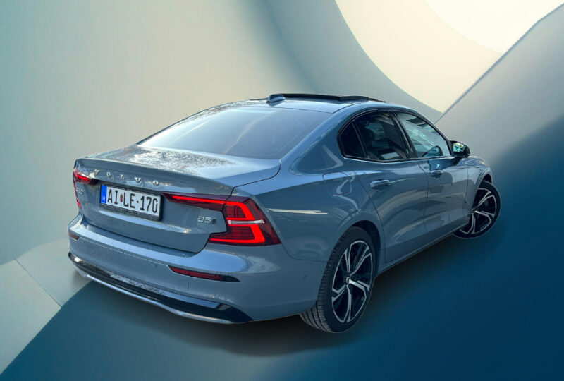 Volvo S60 céges autóbérlés hosszútávra, készletről azonnal