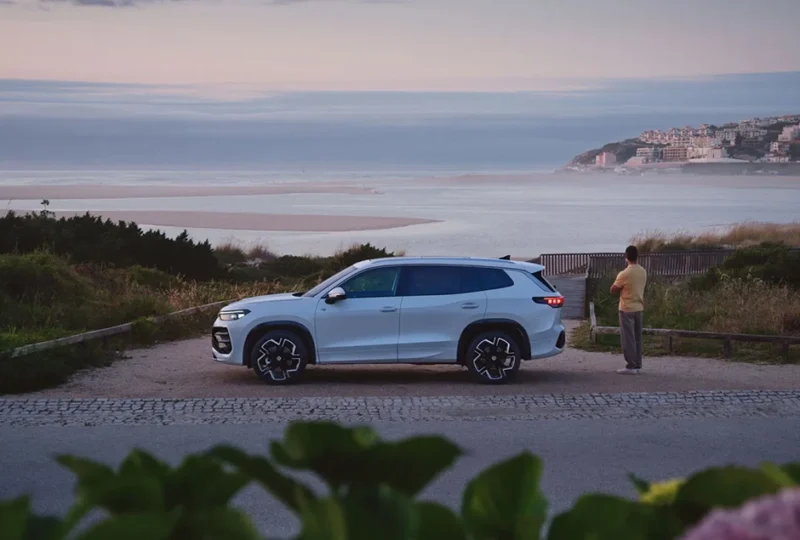 Volkswagen Tayroon tölthető hibrid céges autóbérlés hosszútávra indulódíj nélkül