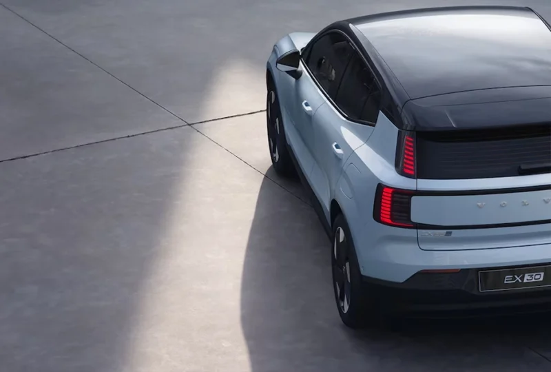 Volvo EX30 céges autóbérlés hosszútávra, elektromos