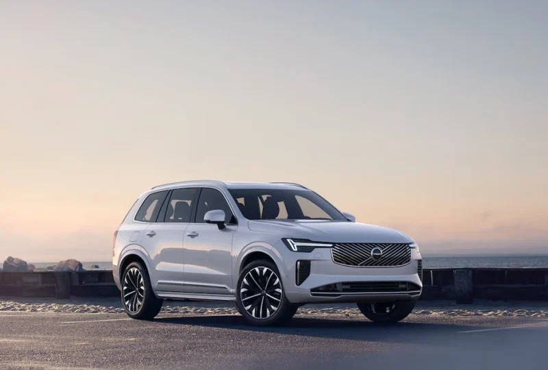 Volvo XC90_MHEV céges autóbérlés hosszútávra