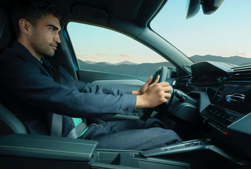 Peugeot 308 1.2 Hybrid e-DCS6