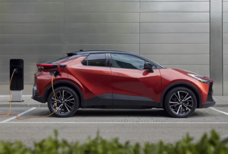 Toyota CHR céges autóbérlés hosszútávra