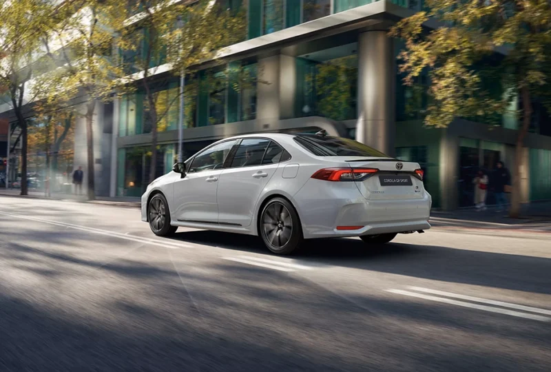 Toyota Corolla sedan céges autóbérlés