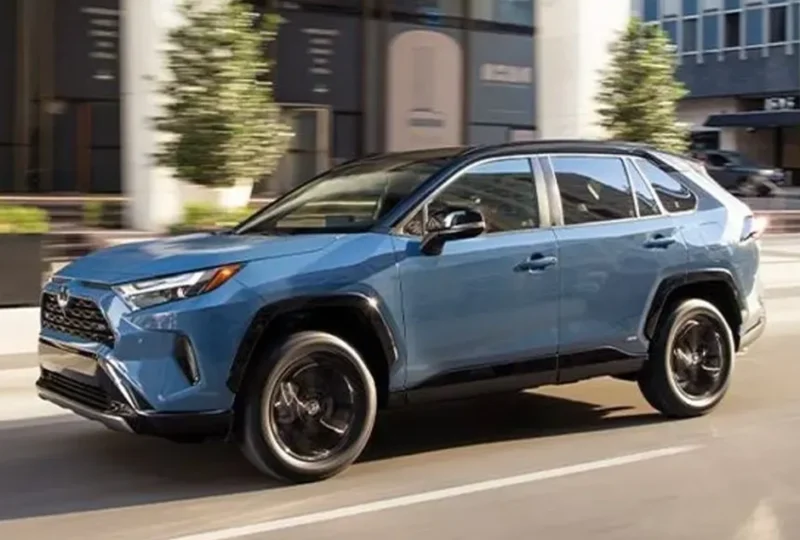 Toyota Rav4 2.5 PHEV AWD e-CVT céges bérlés
