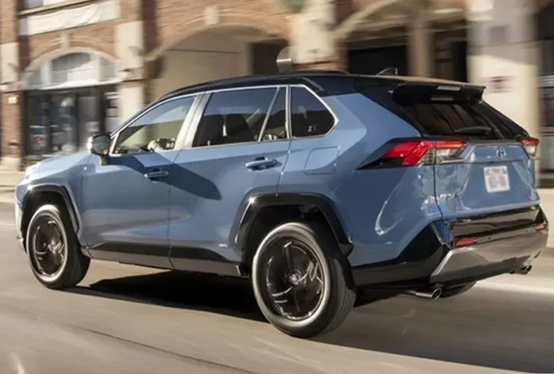 Toyota Rav4 2.5 PHEV AWD e-CVT céges bérlés