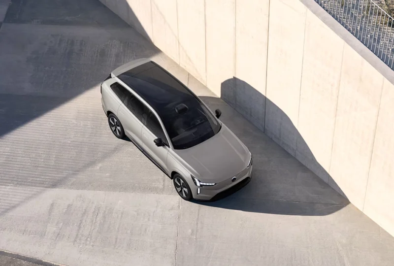 Volvo EX90 céges autóbérlés fix havi költségekkel