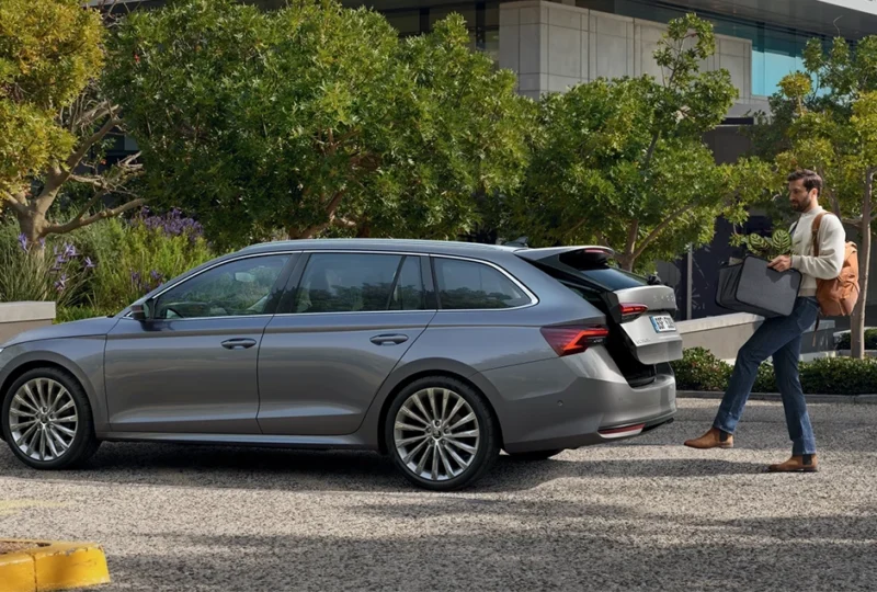 ŠKODA Octavia Combi Selection 2.0 TDI DSG SCR