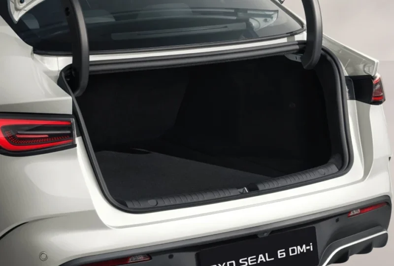 BYD Seal 6 1.5  DM-i 